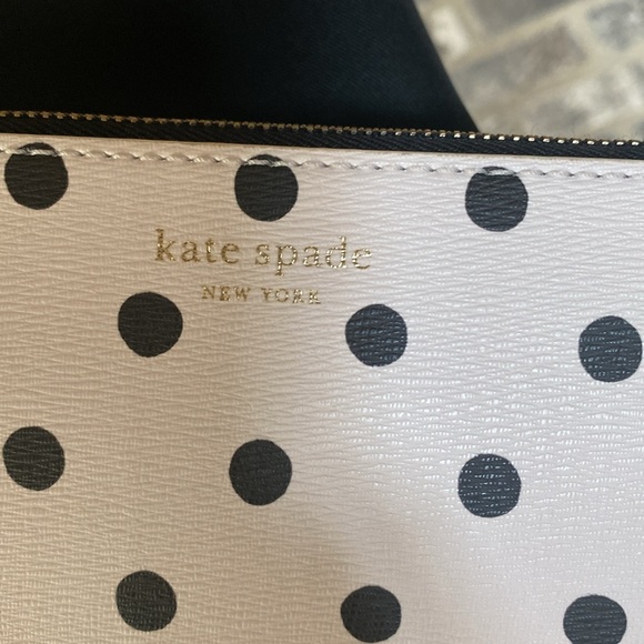 Kate Spade Sunshine Tote - Picture 3 of 4